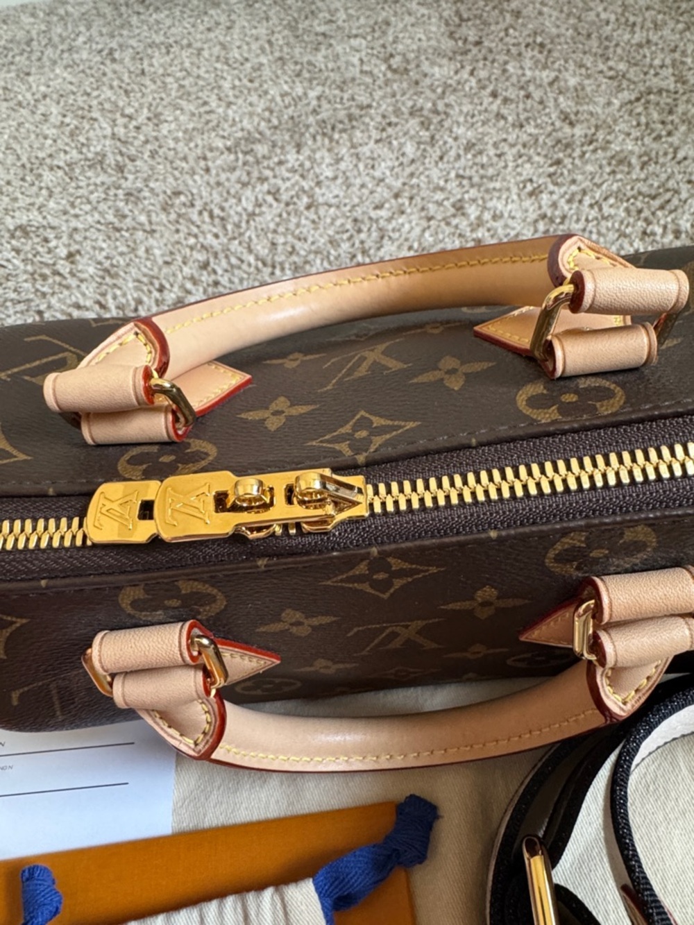 AUTHENTIC LOUIS VUITTON SPEEDY 20 dustbag, box and receipt - Picture 7 of 15